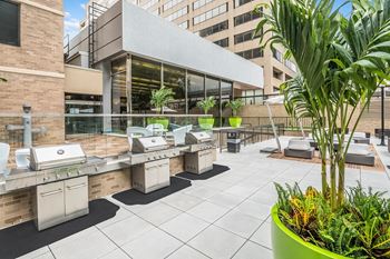 Outdoor Grilling Stations at Crystal Square, Arlington, VA